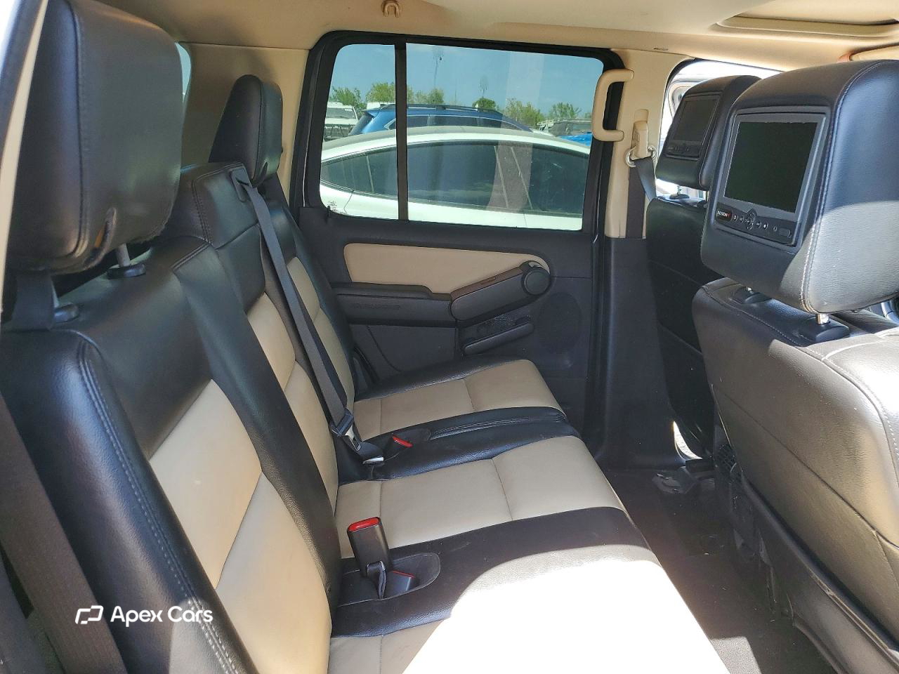 Ford Explorer 2010