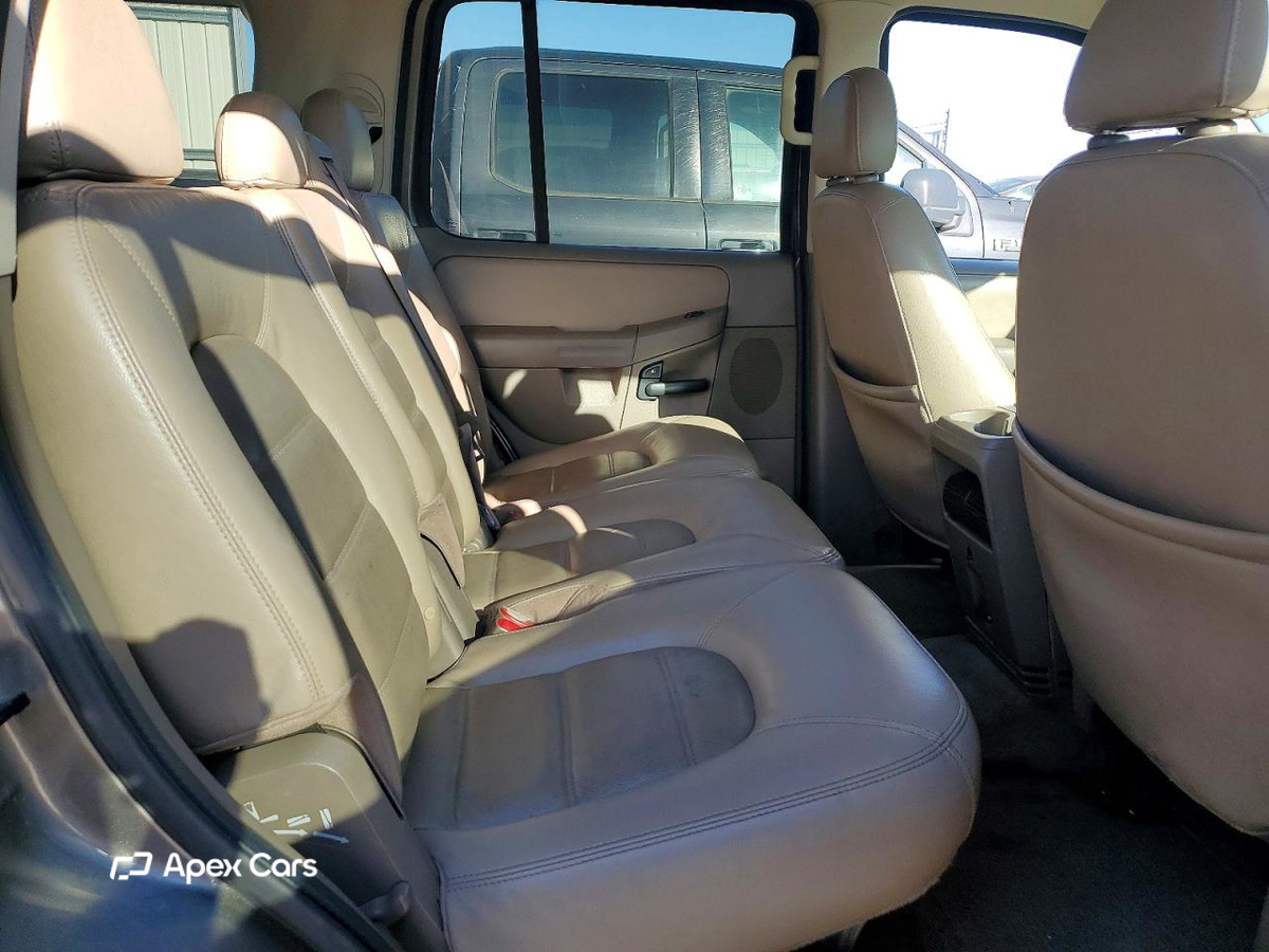 Ford Explorer 2005