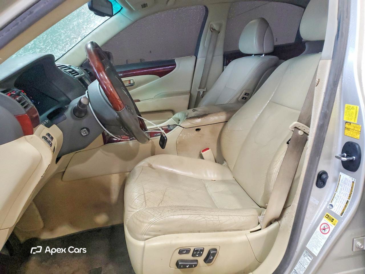 Lexus LS 2011