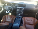 Volvo V60 2015