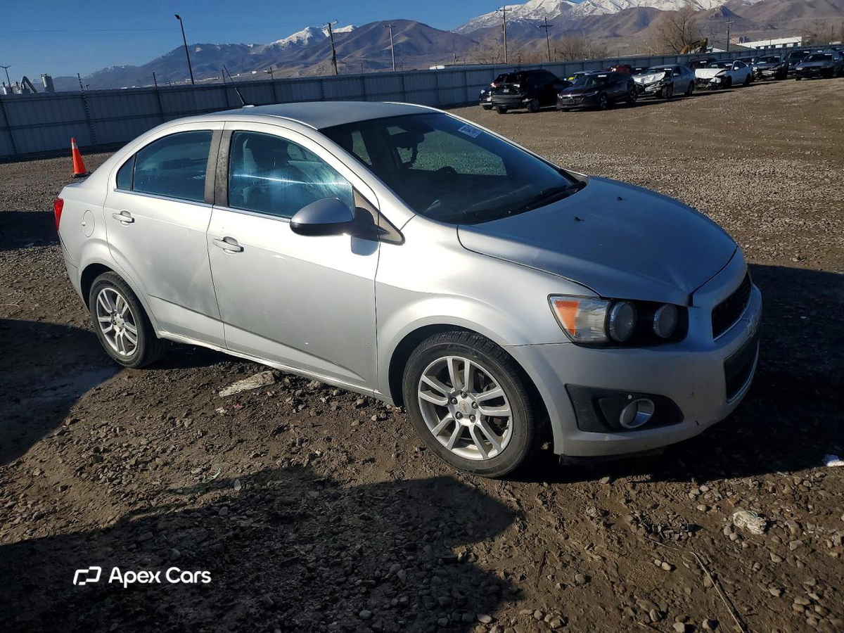 Chevrolet Sonic 2012