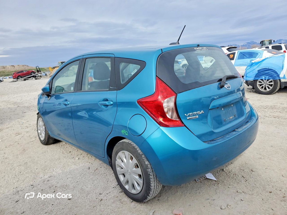 Nissan Versa 2016