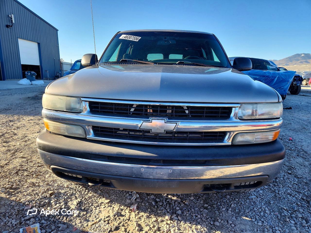 Chevrolet Suburban 2002