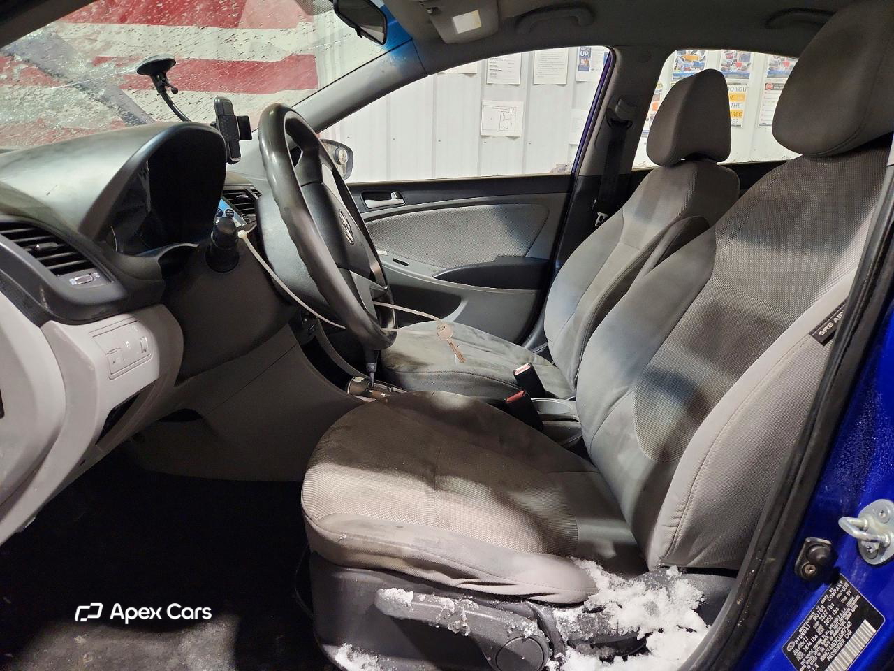 Hyundai Accent 2012
