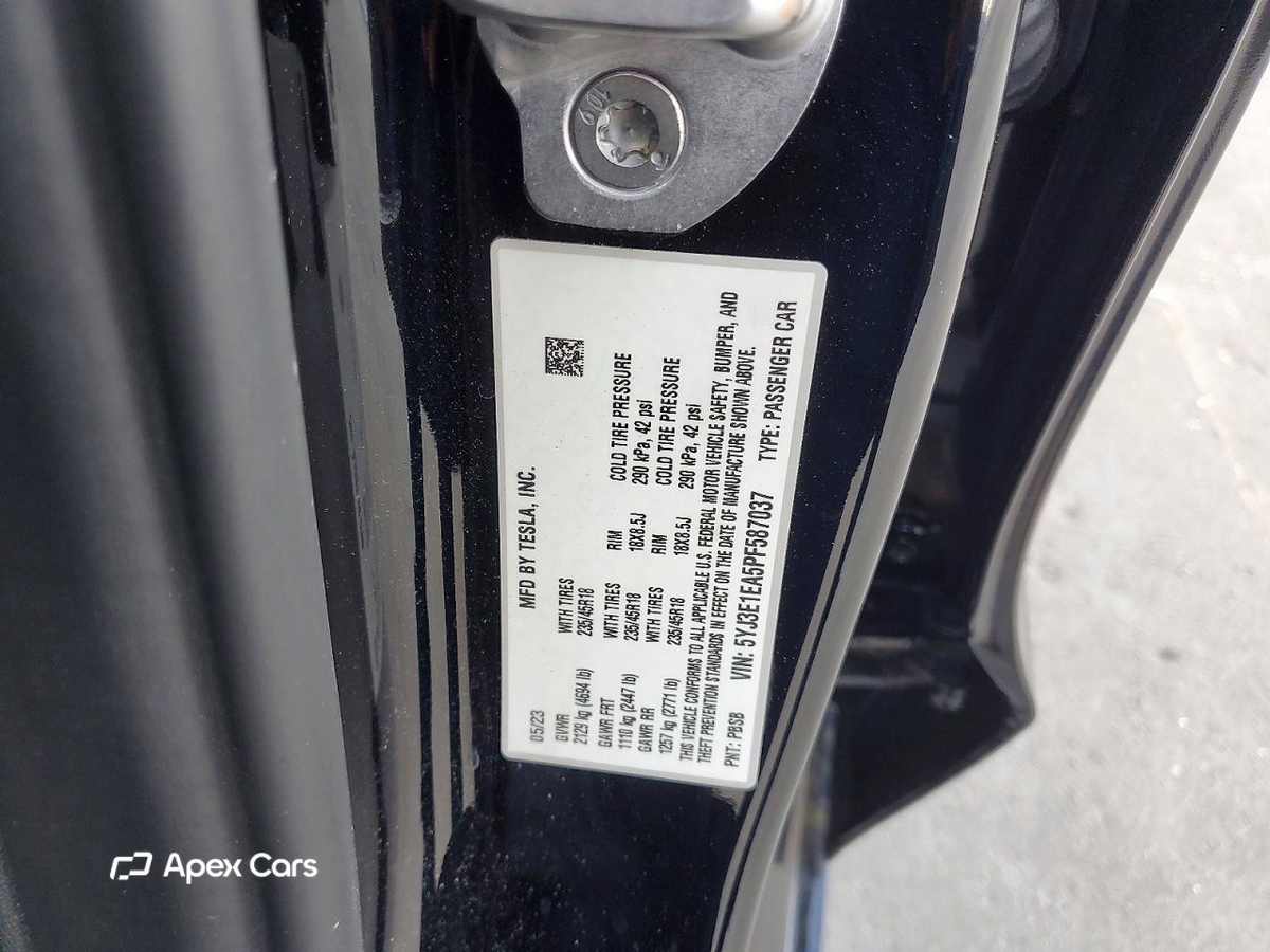 Tesla Model 3 2023