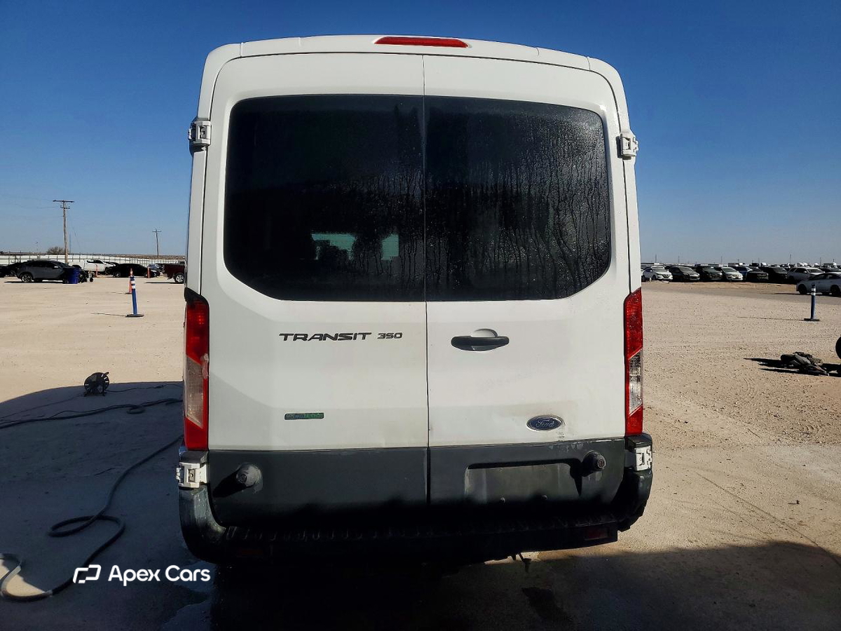 Ford Transit 2015