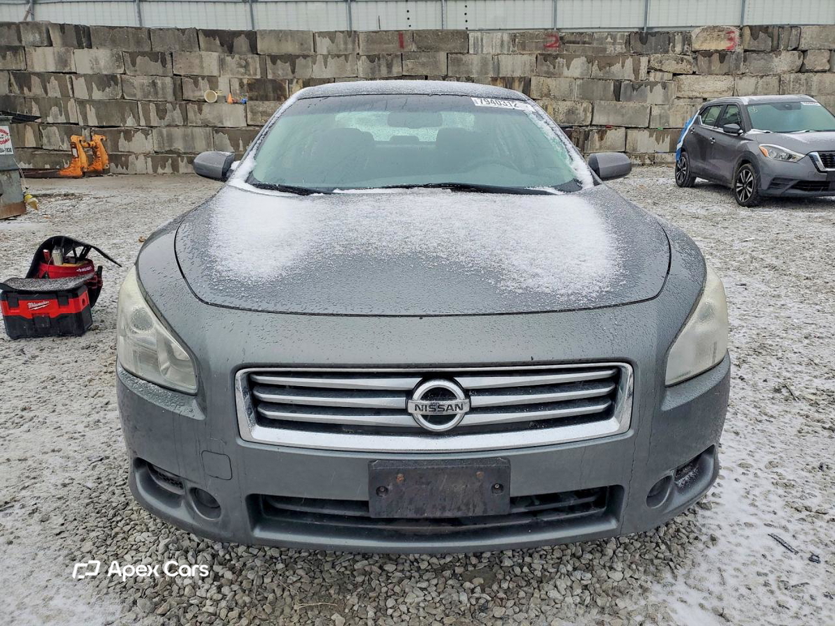 Nissan Maxima 2014