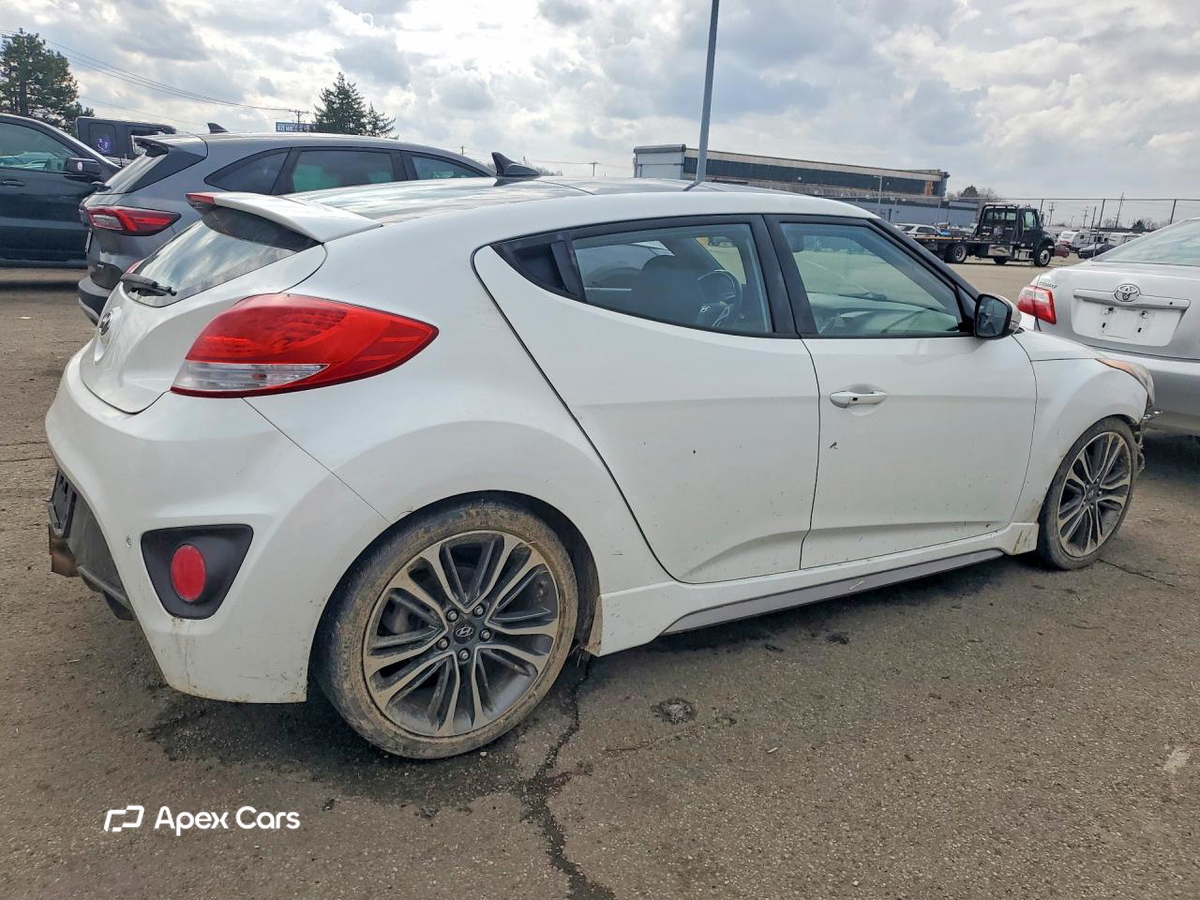 Hyundai Veloster 2016
