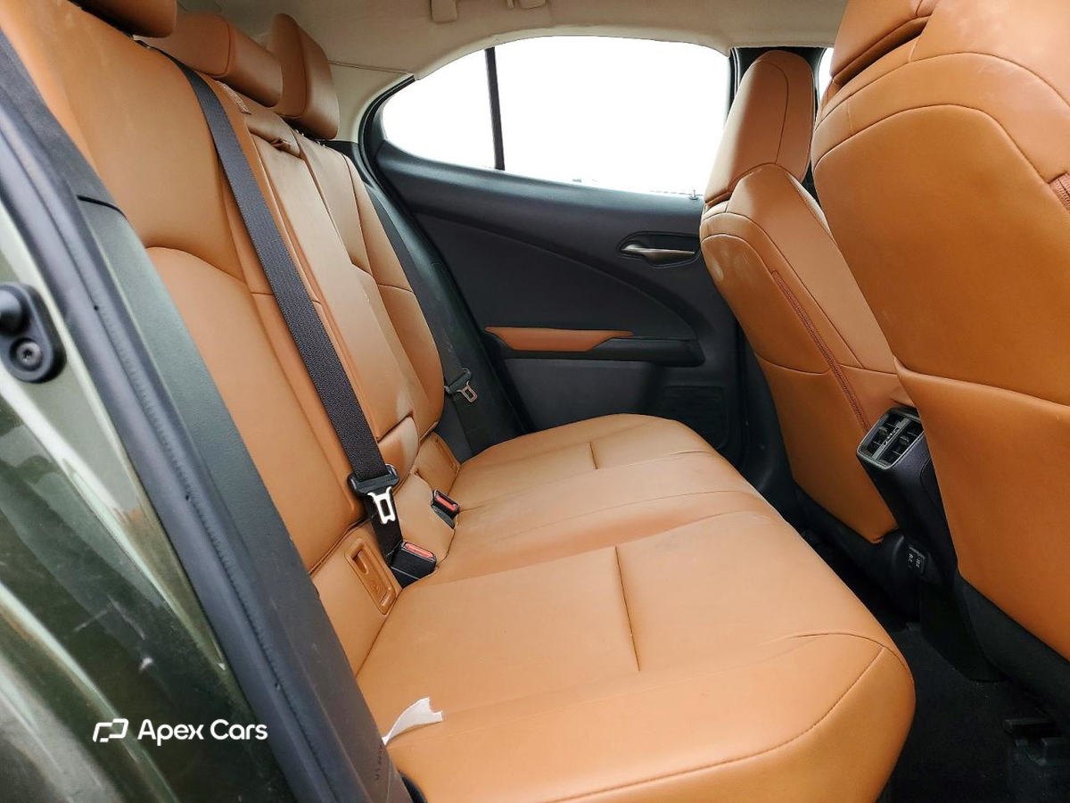 Lexus UX 2020