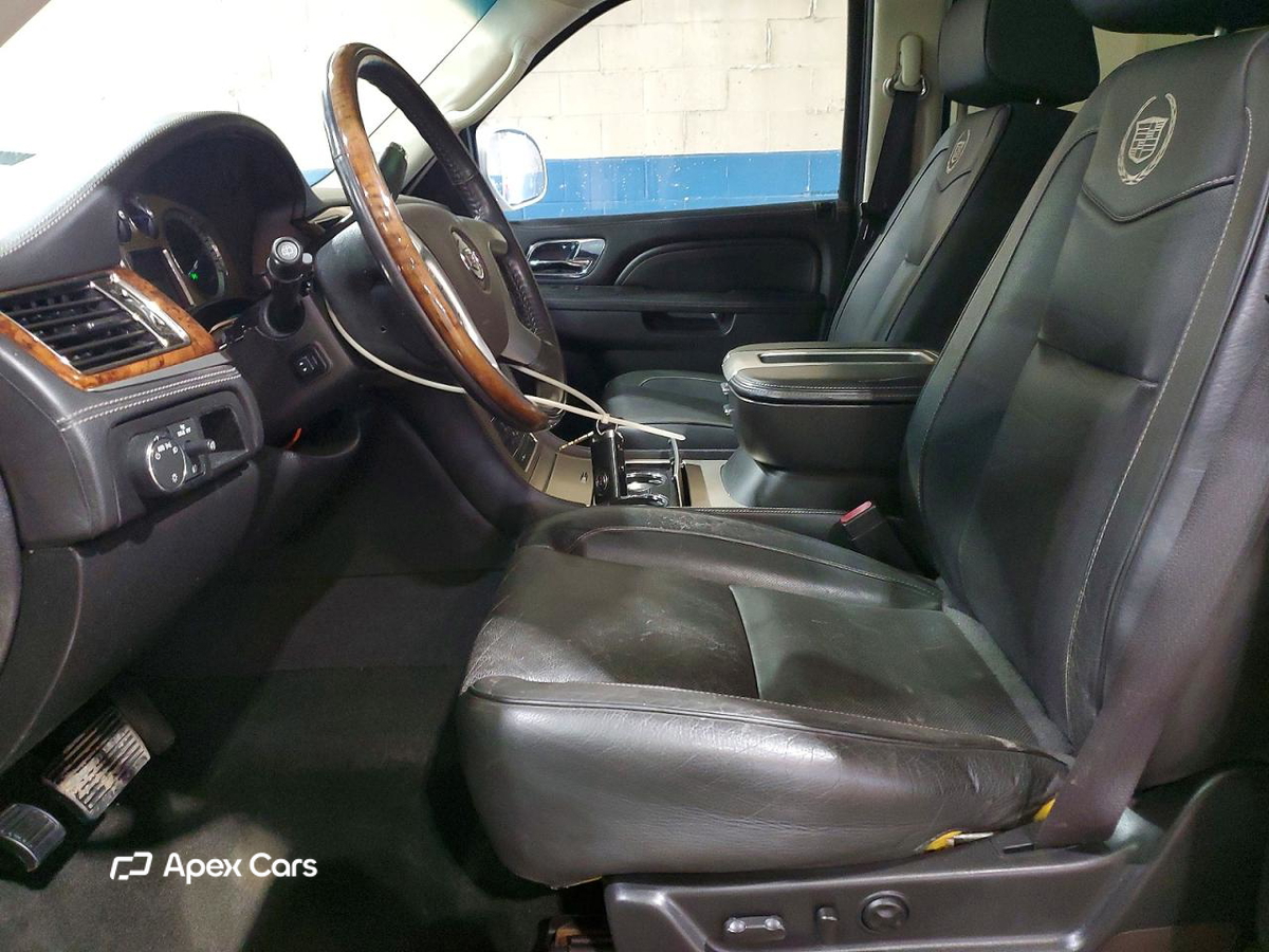 Cadillac Escalade 2013