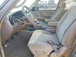 Toyota Sequoia 2004