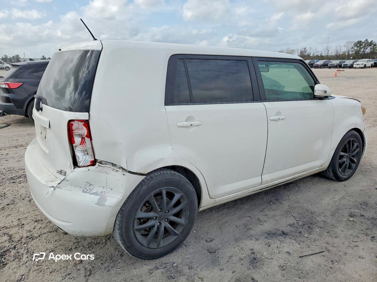 Scion xB 2010
