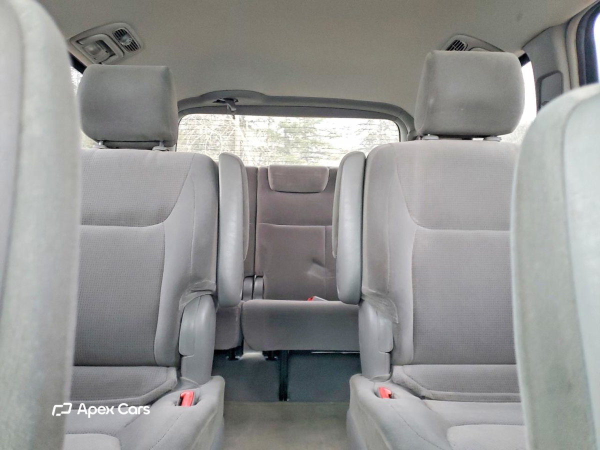 Toyota Sienna 2004