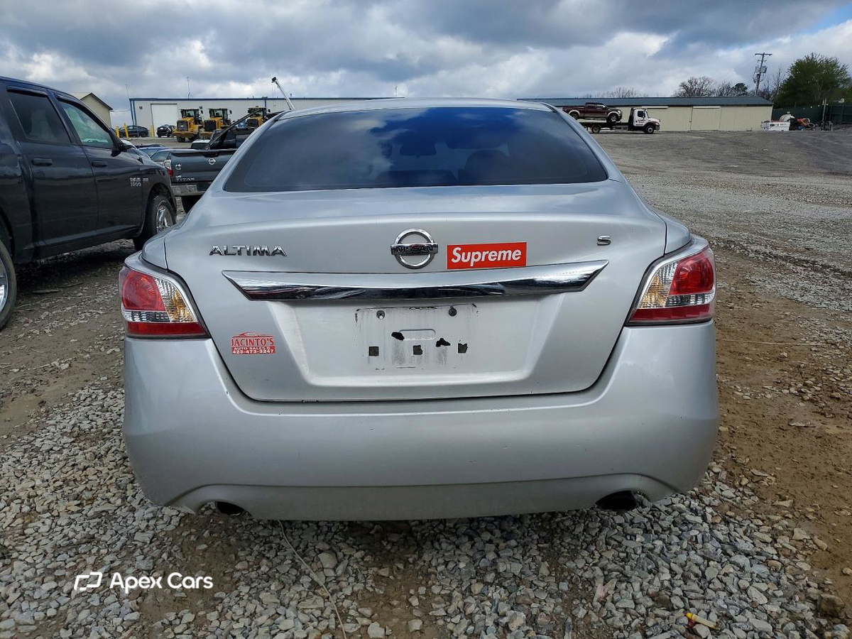 Nissan Altima 2015