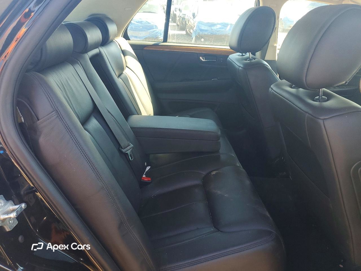 Cadillac DTS 2011