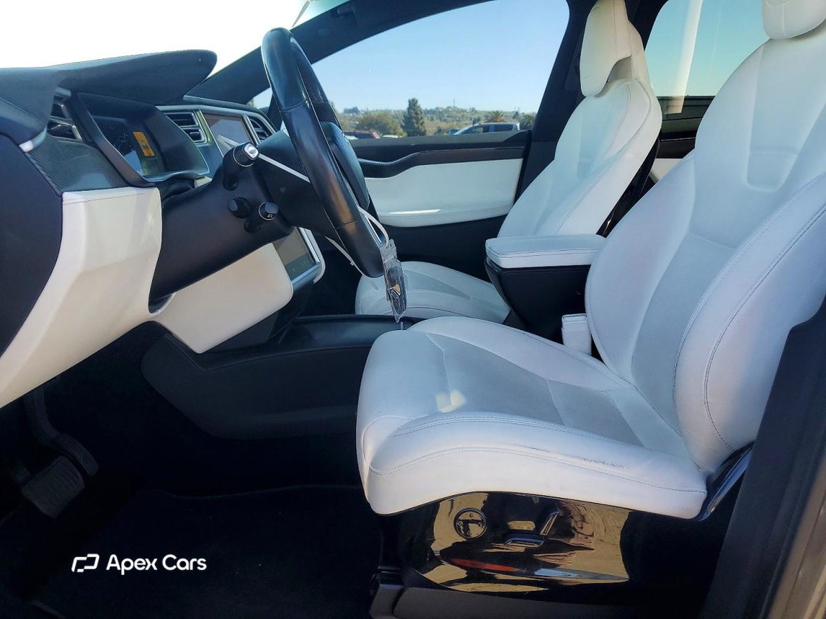 Tesla Model X 2017