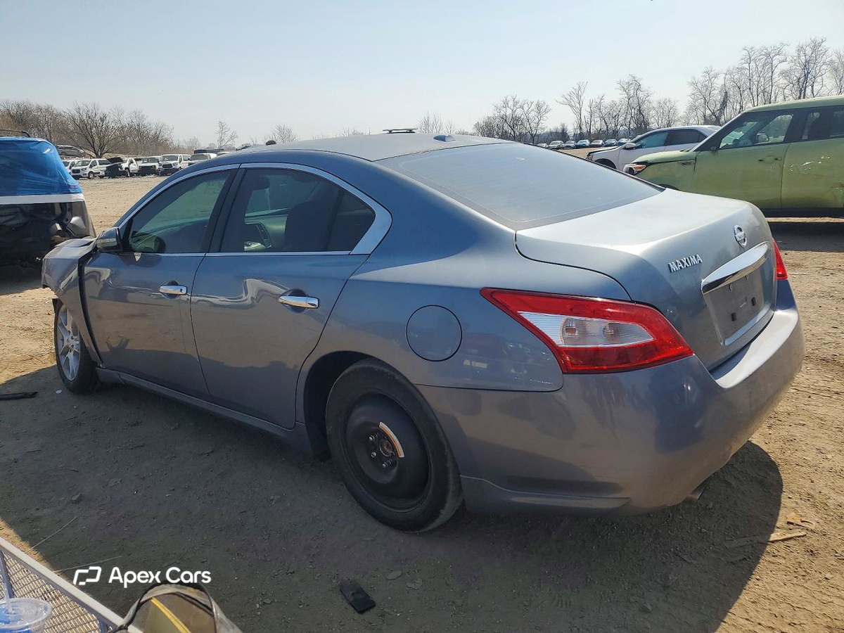 Nissan Maxima 2010