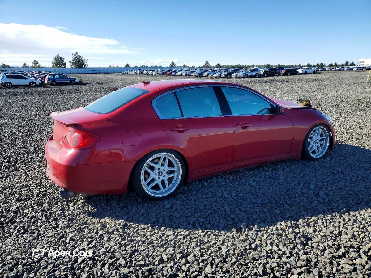 Infiniti  2009