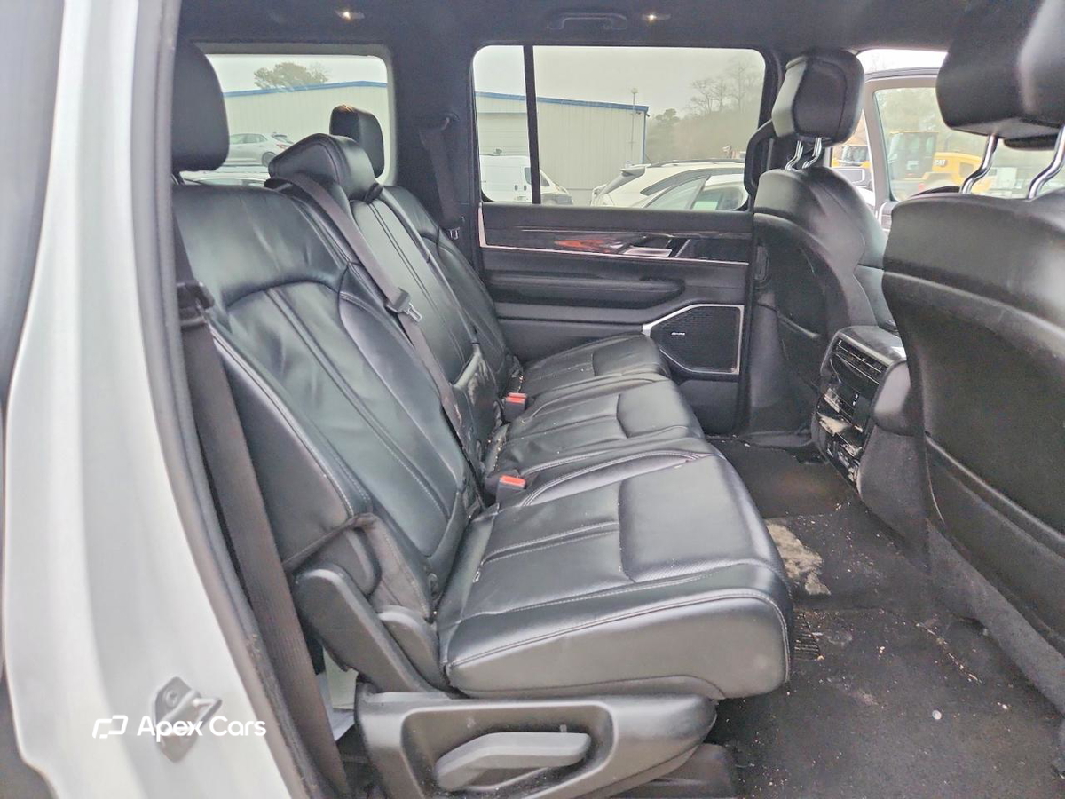Jeep Grand Wagoneer 2022