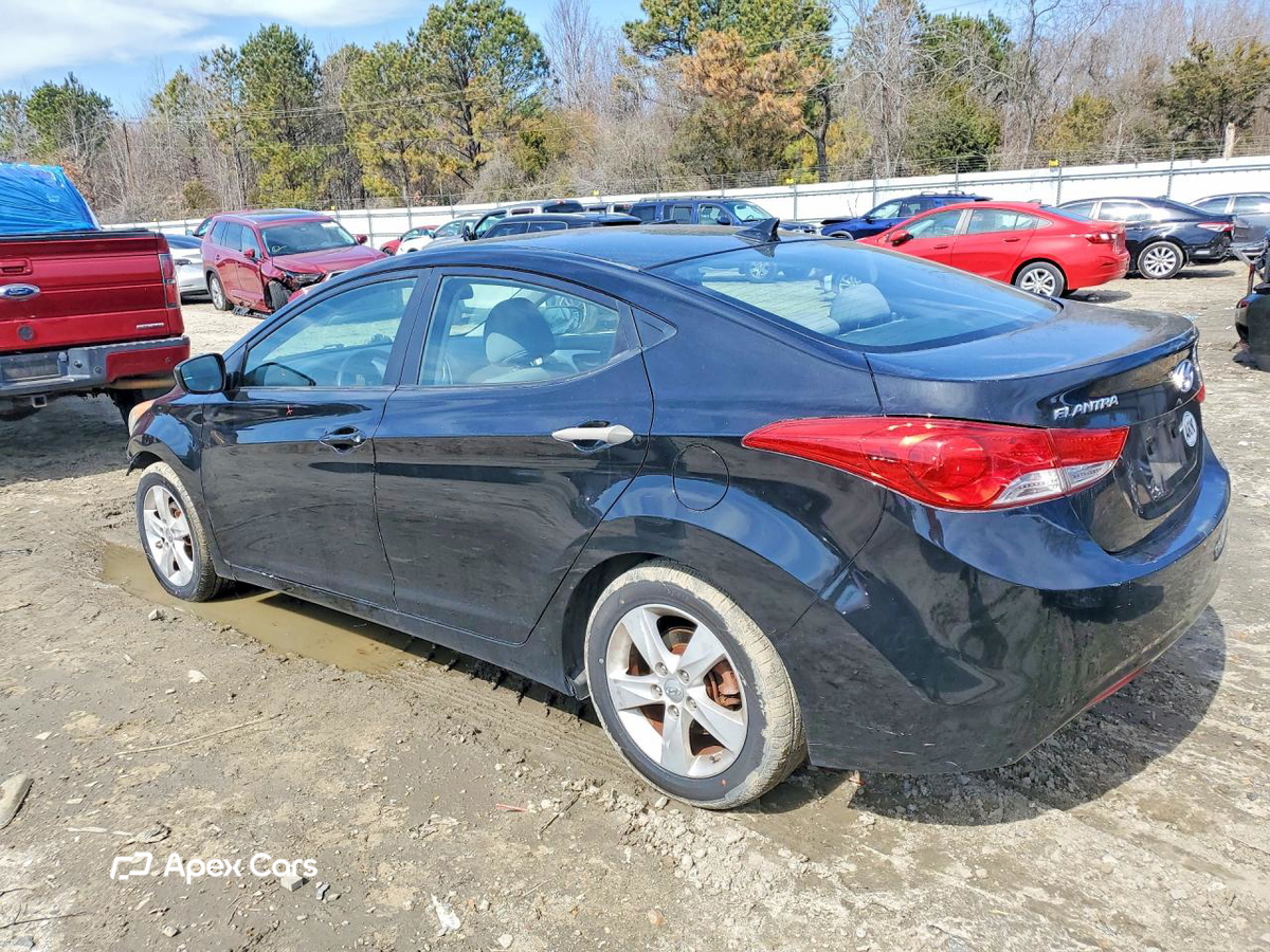 Hyundai Elantra 2011