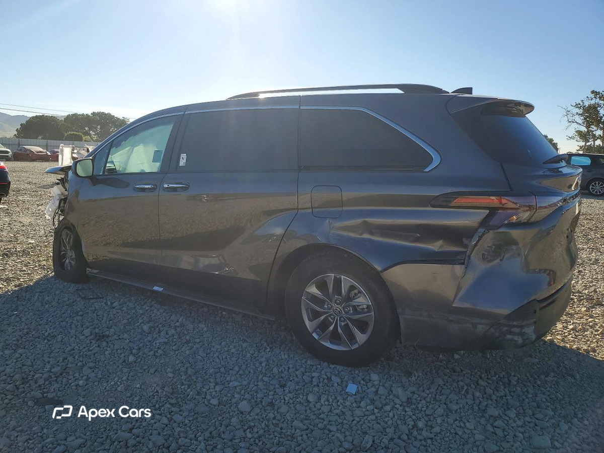 Toyota Sienna 2024
