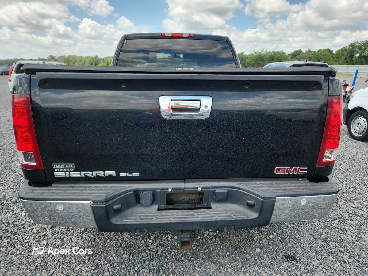 GMC Sierra 2011