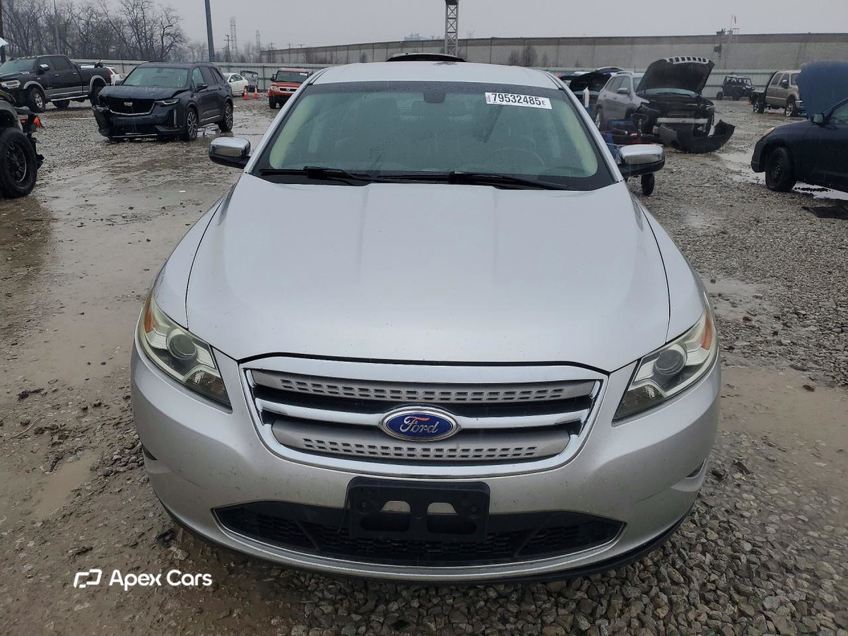 Ford Taurus 2012