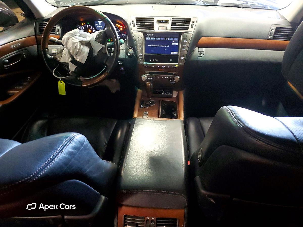 Lexus LS 2011