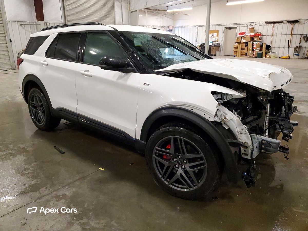 Ford Explorer 2025
