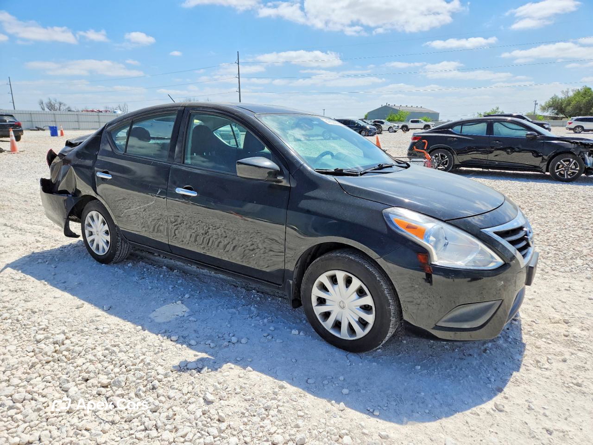 Nissan Versa 2017