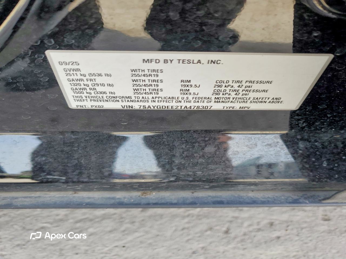 Tesla Model Y 2026