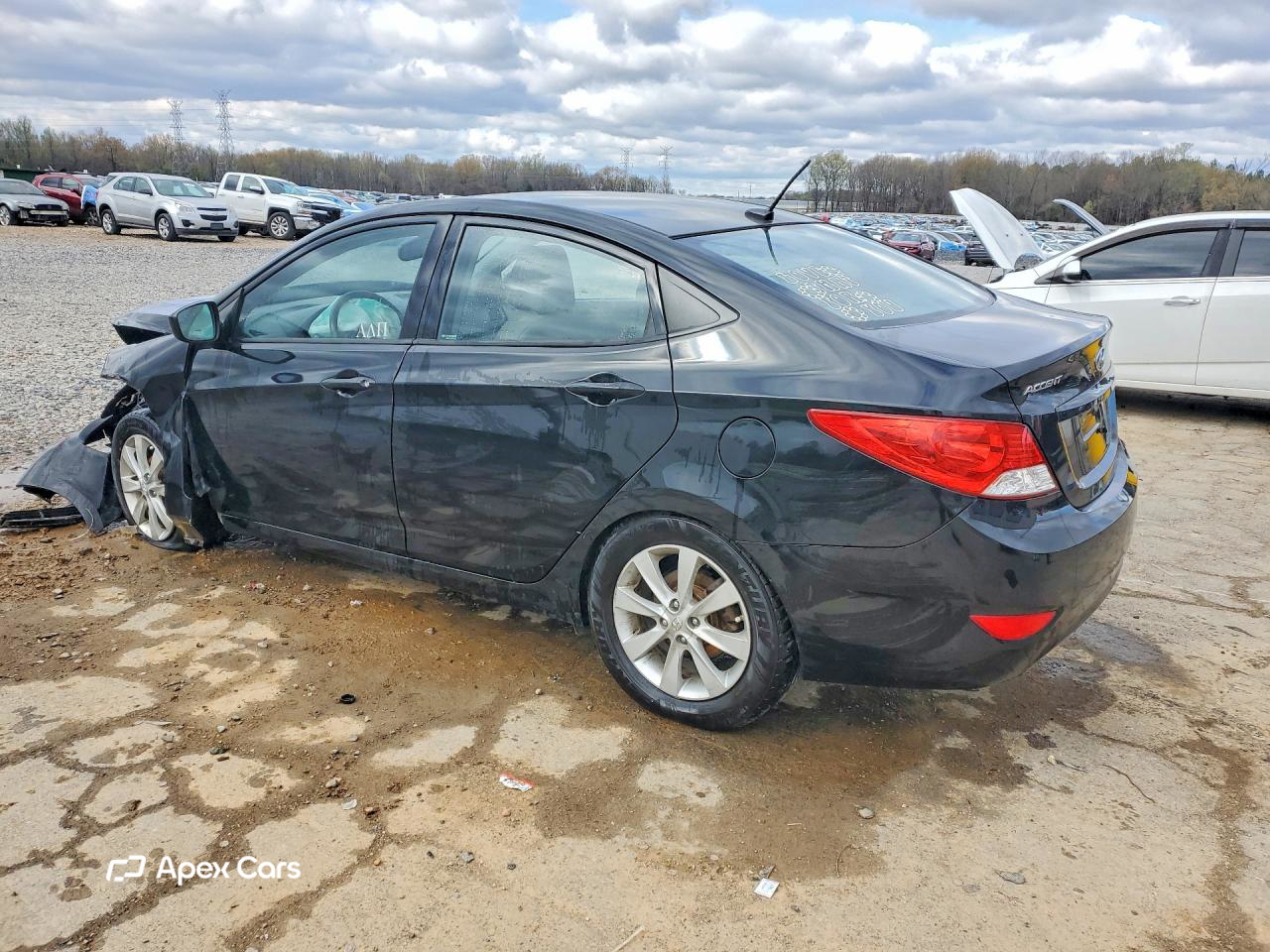 Hyundai Accent 2013