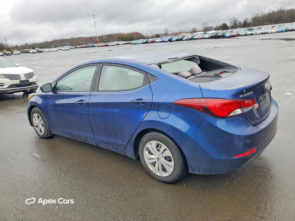 Hyundai Elantra 2016