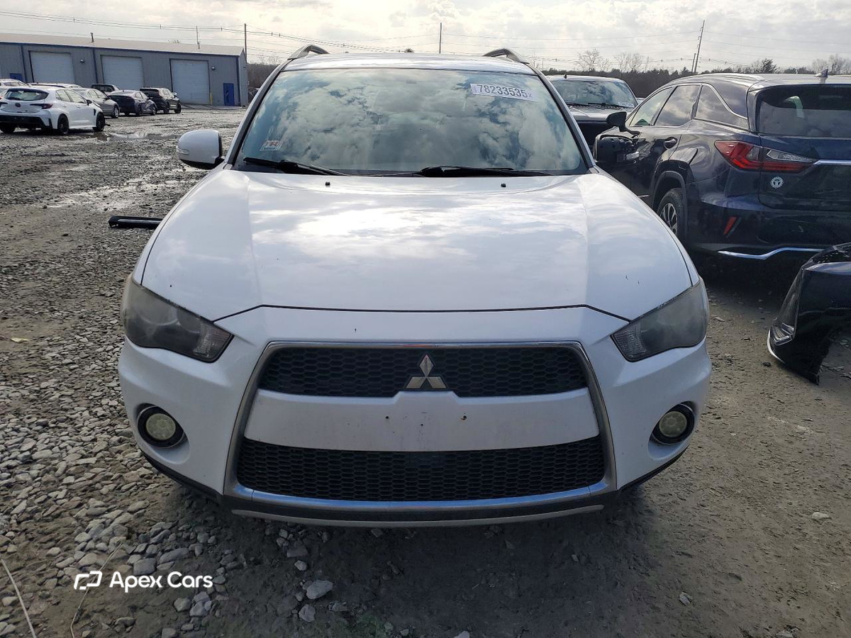Mitsubishi Outlander 2010