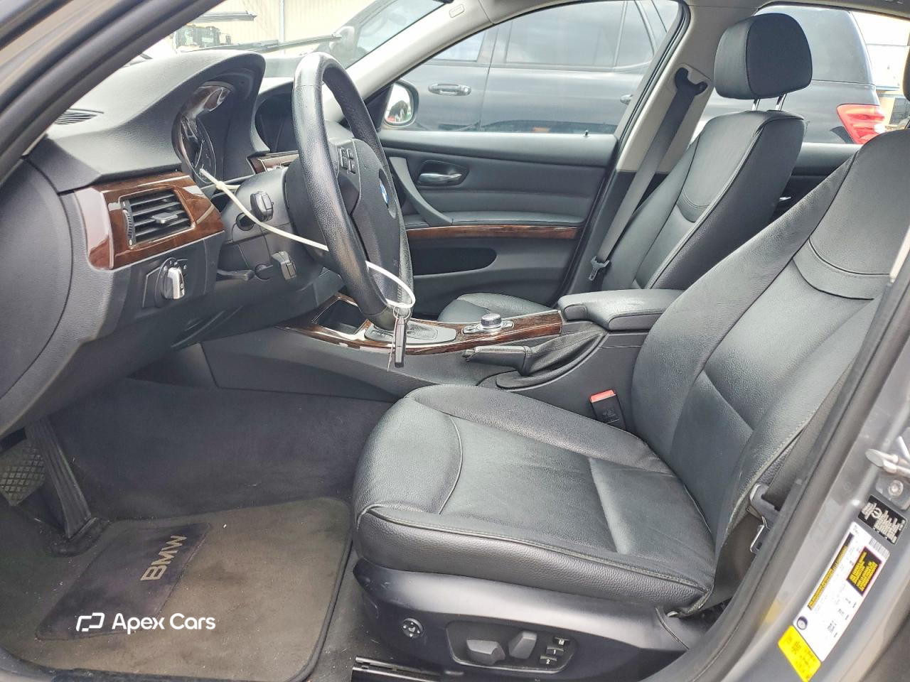 BMW Series 3 2011