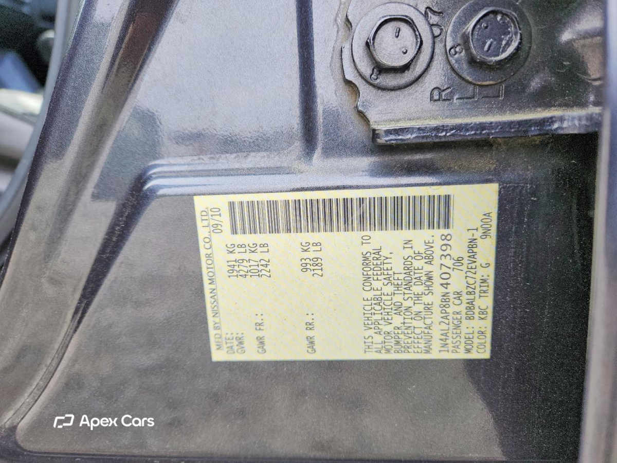 Nissan Altima 2011