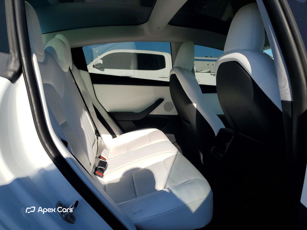 Tesla Model 3 2024