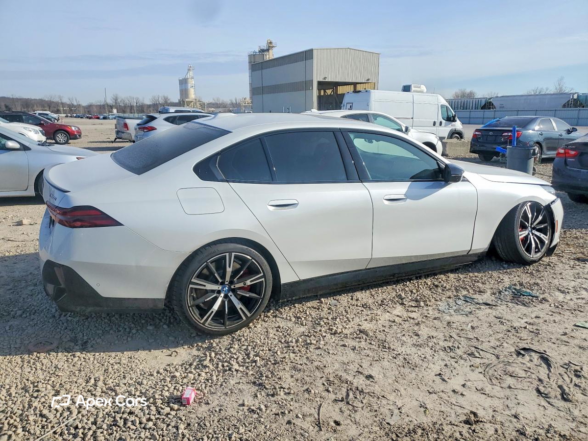 BMW i5 2024
