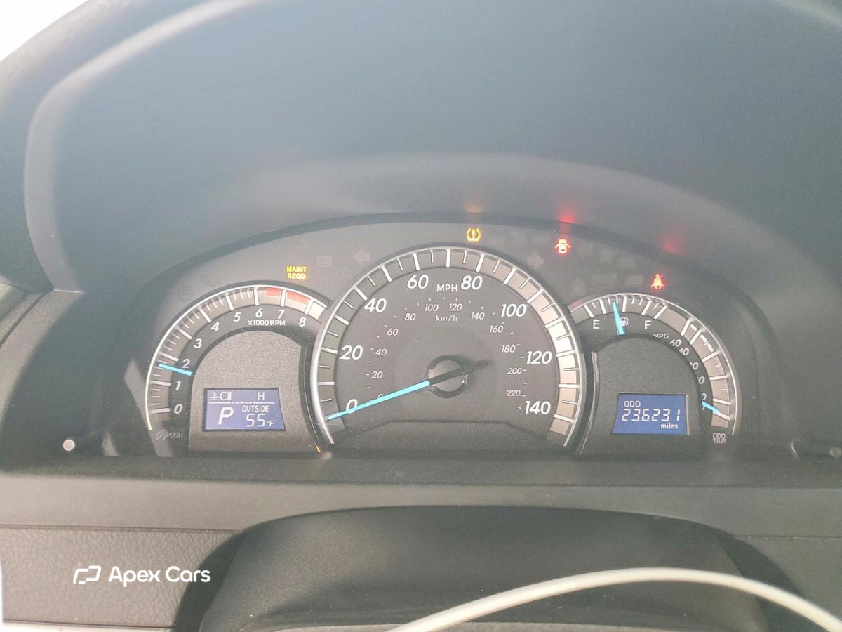 Toyota Camry 2012
