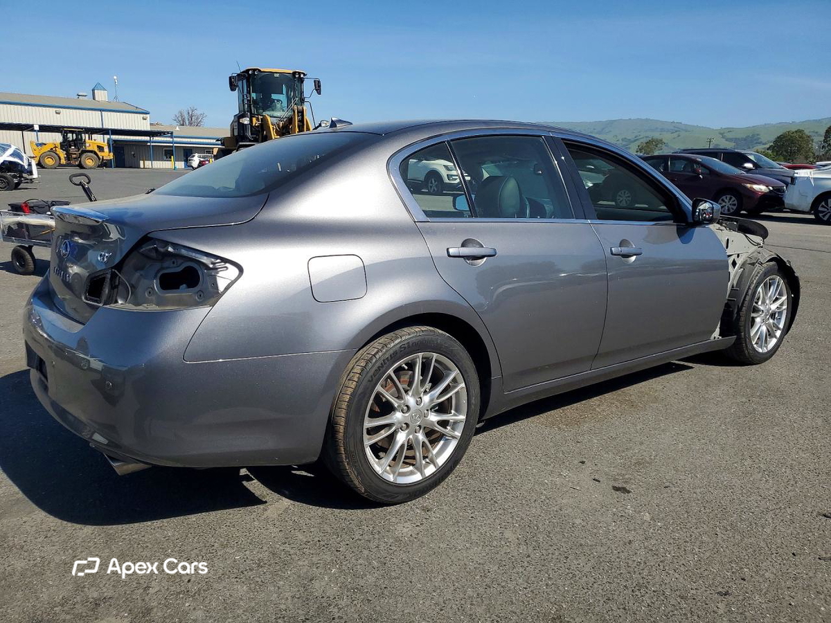 Infiniti G 2013
