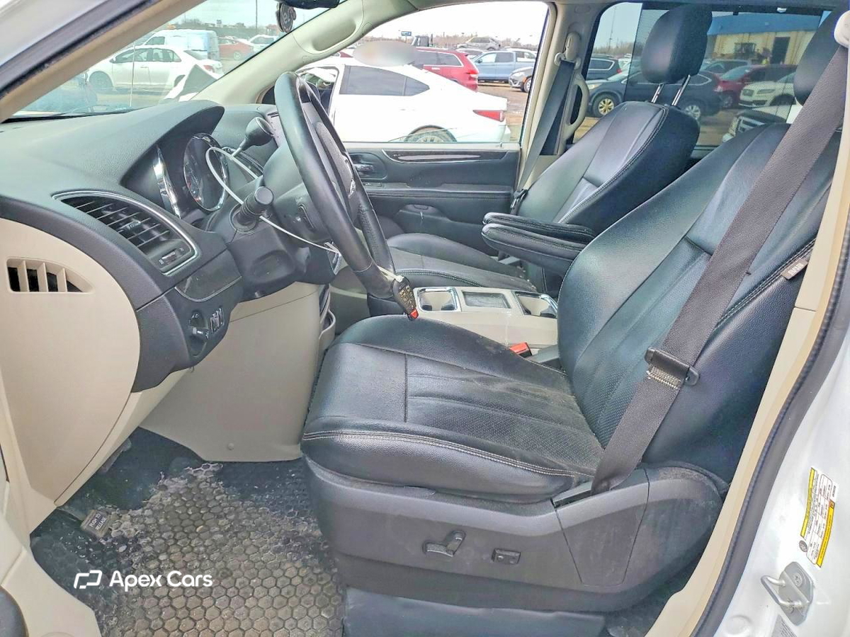 Chrysler Voyager 2016