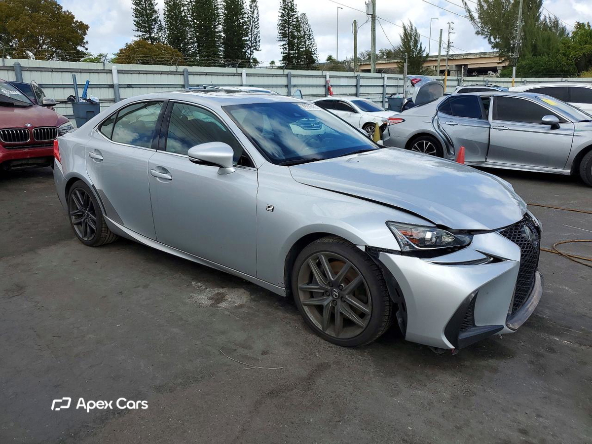 Lexus IS 2017