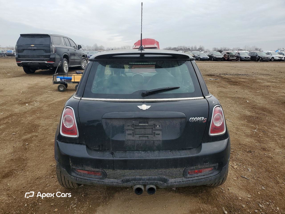 MINI Cooper 2011