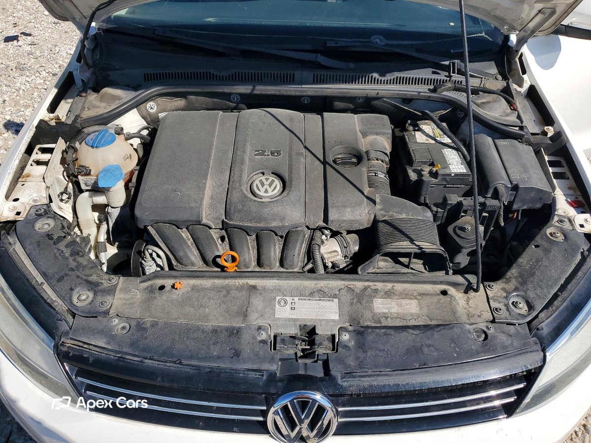 Volkswagen Jetta 2013