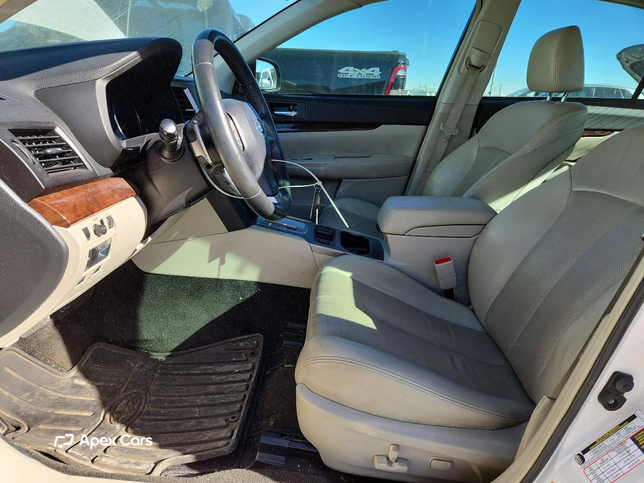 Subaru Legacy 2014