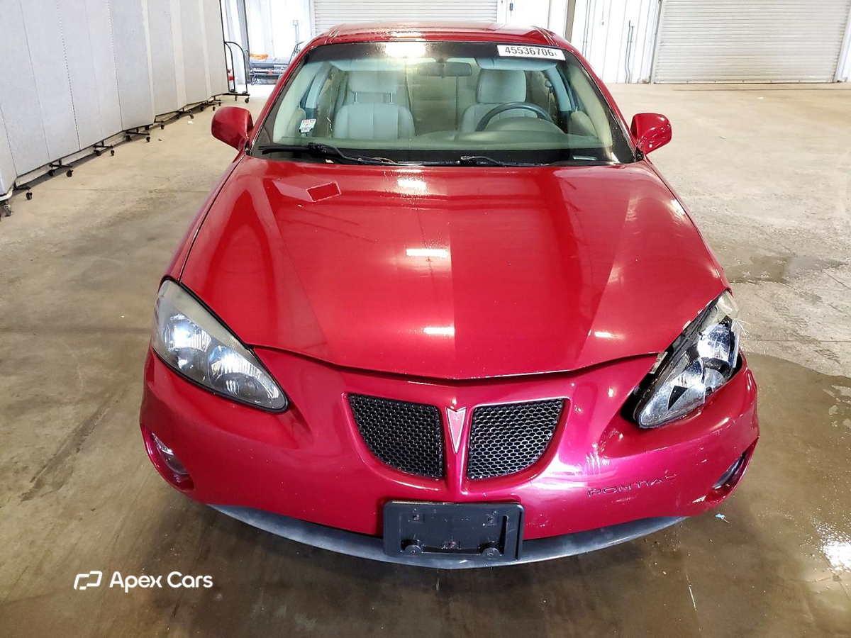 Pontiac Grand Prix 2004