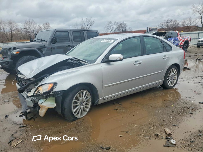 2011 Volvo S40 - Image 1 of 5