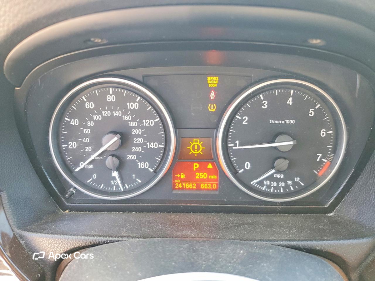 BMW Series 3 2011
