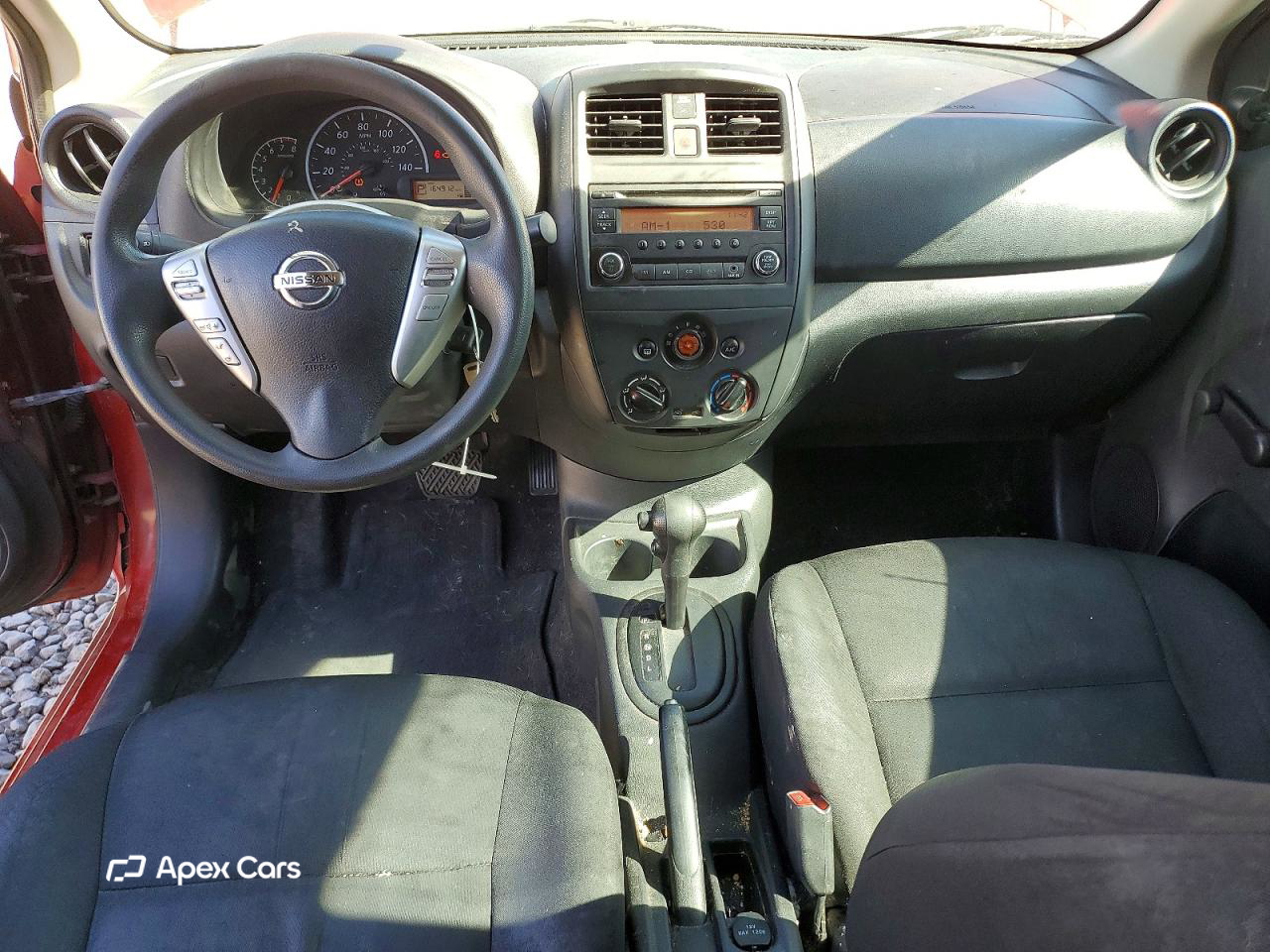 Nissan Versa 2015
