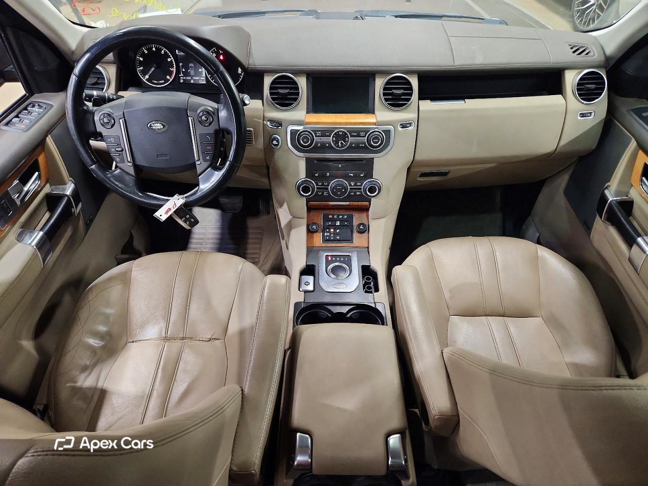 Land Rover LR4 2015